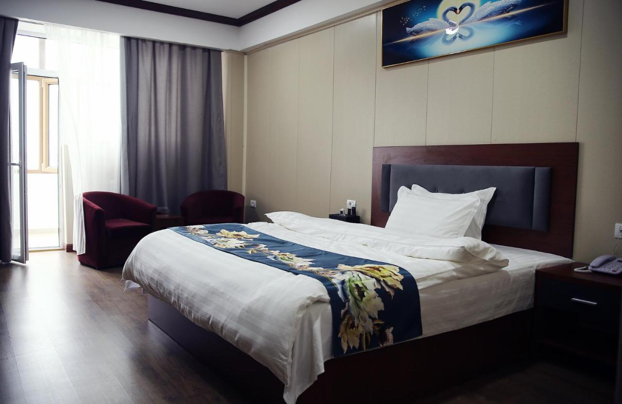 Peace House Lejlighedshotel Dobroesti Eksteriør billede